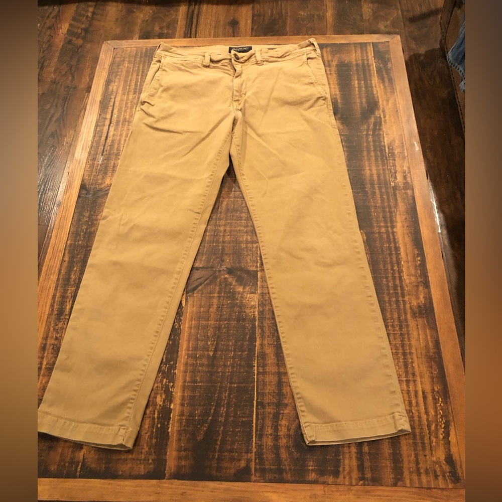 American Eagle Outfitters Men's Chino Pants - Tan